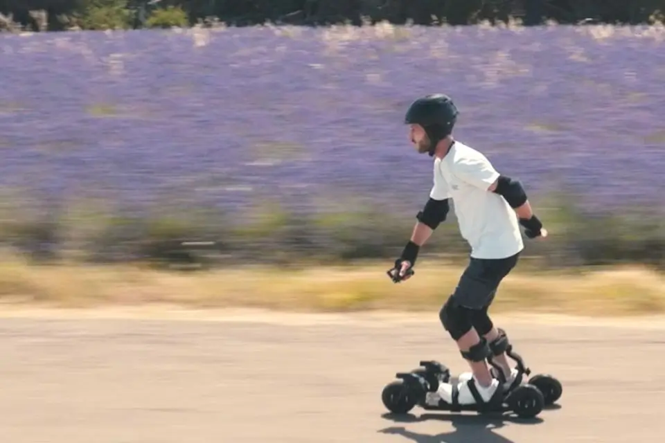 Самое странное и новое на выставке CES 2024Skwheels
